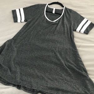 Lularoe perfect tee